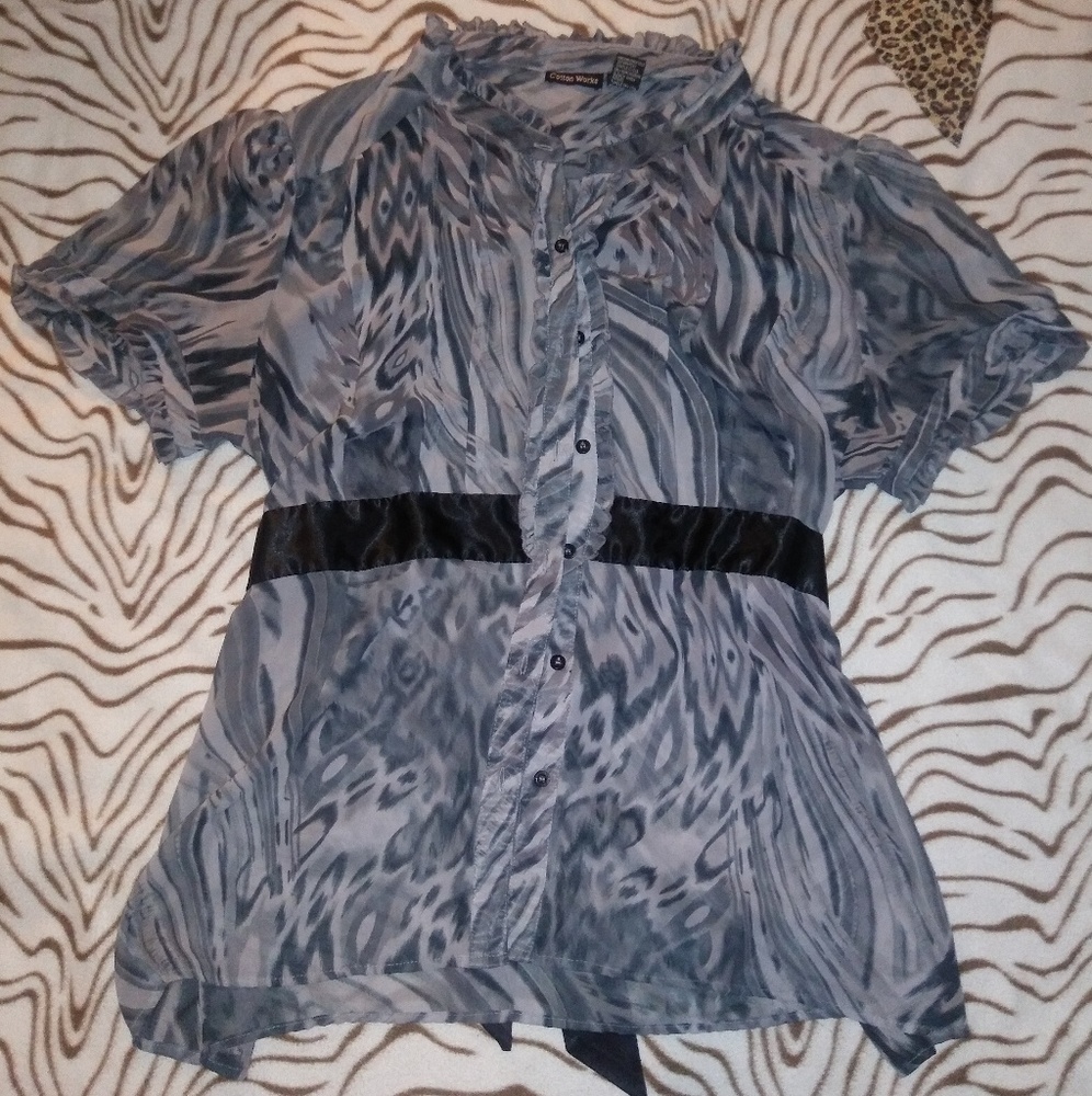 Black/Gray Blouse